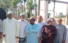 রায়বানে প্রাথমিক বিদ্যালয় পরিদর্শনে চেয়ারম্যান ফখরুল ইসলাম সাইস্তা, জানুয়ারিতে পাঠদান শুরুর আশা