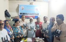 সাইদুর রহমান সাঈদের ‘আলোতে আঁধার ঢাকে’ গ্রন্থের মোড়ক উন্মোচন