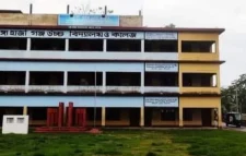 বিতর্কিত সিদ্ধান্ত বাতিল: রেঙ্গা হাজীগঞ্জ উচ্চ বিদ্যালয় ও কলেজে উন্মুক্ত নির্বাচনে গঠিত হচ্ছে গভর্নিংবডি